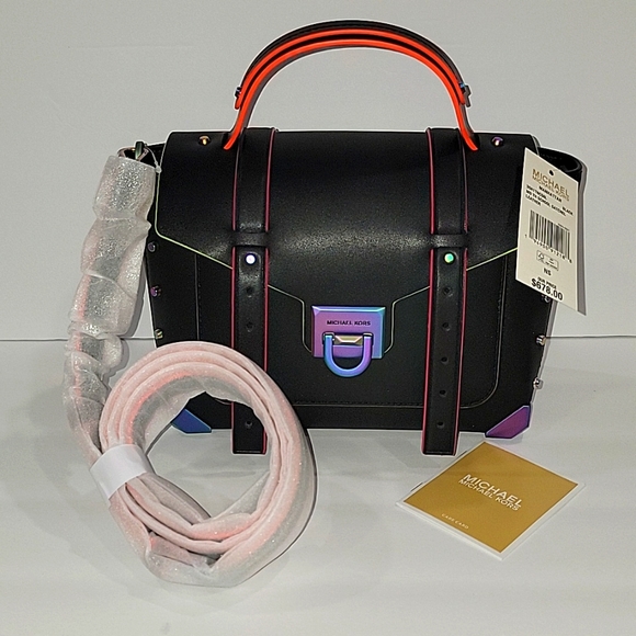 🔥Host Pick🔥Michael Kors Manhattan Satchel, Black with Neon Contrast Trim😍😍 - Picture 7 of 9